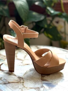 My Delicious Shoes Criss Cross High Heel Sandal
